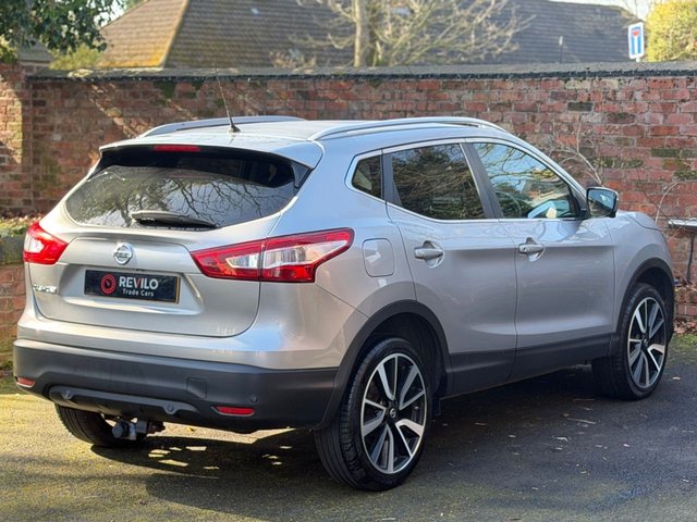 2016 NISSAN QASHQAI - Photo 5