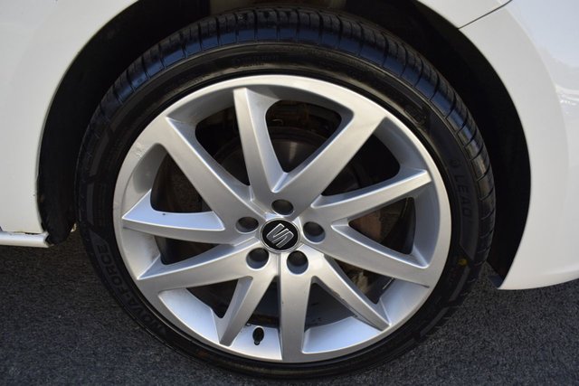 2016 SEAT IBIZA - Photo 4