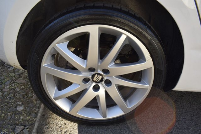 2016 SEAT IBIZA - Photo 5