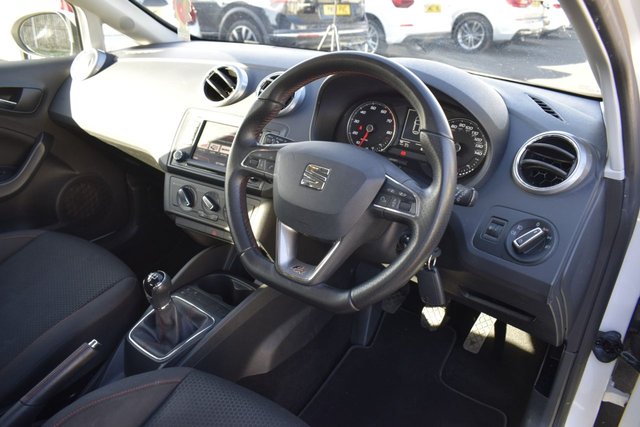 2016 SEAT IBIZA - Photo 8