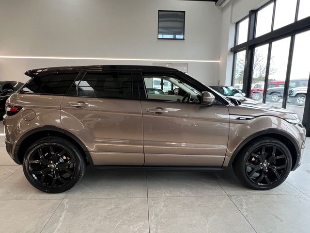 View our LAND ROVER RANGE ROVER EVOQUE