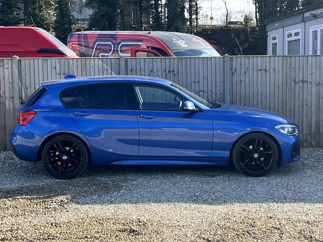 2017 BMW 1 SERIES - Photo 6