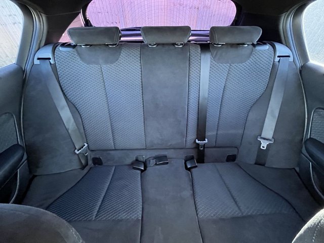 2017 BMW 1 SERIES - Photo 10