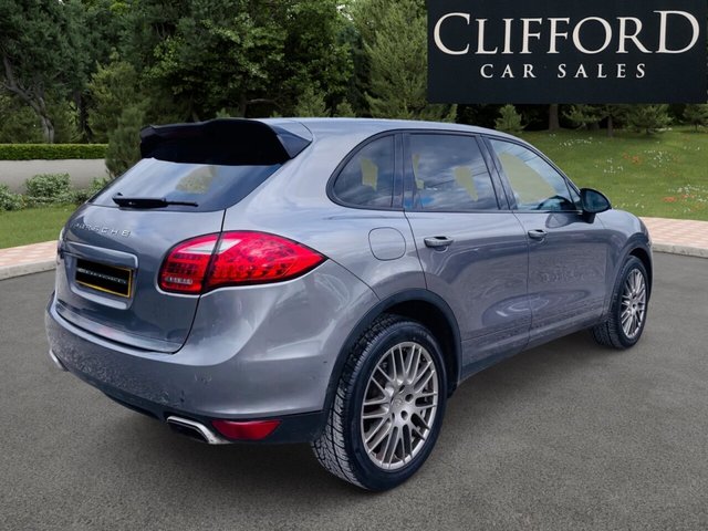 2012 Porsche Cayenne 3L null 5dr - Photo 10