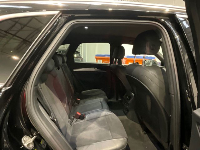 2020 Audi Q5 2L S Line 5dr - Photo 11