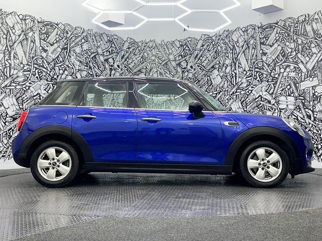 2018 MINI Hatch 1.5L Cooper Classic 5dr - Photo 12