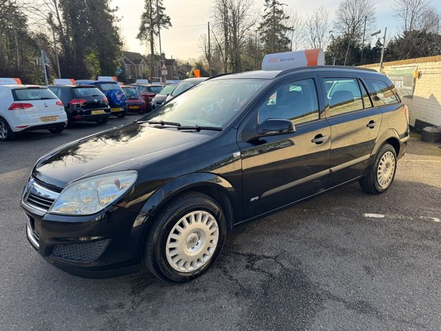2009 VAUXHALL ASTRA 2009 1.8i 16v Life Estate 5dr Petrol Automatic (187 g/km, 138 bhp)
        
          56K WITH 14 SERVICES AUTOMATIC - Photo 4