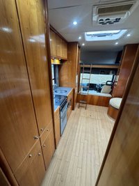 USED 2001 51 RENAULT PREMIUM OAKLEY HORSEBOX 7 HORSE SLIDEOUT 7 HORSE 2 OWNERS SLIDE OUT SIDE