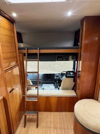 USED 2001 51 RENAULT PREMIUM OAKLEY HORSEBOX 7 HORSE SLIDEOUT 7 HORSE 2 OWNERS SLIDE OUT SIDE