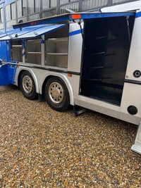 USED 2001 51 RENAULT PREMIUM OAKLEY HORSEBOX 7 HORSE SLIDEOUT 7 HORSE 2 OWNERS SLIDE OUT SIDE