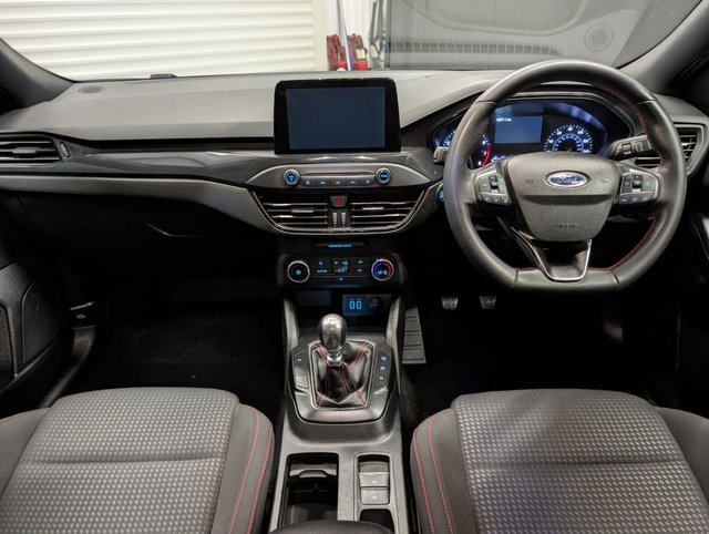 FORD FOCUS 2021 1.0T ECOBOOST MHEV ST LINE EDITION ESTATE 5DR PETROL MANUAL EURO... image 2