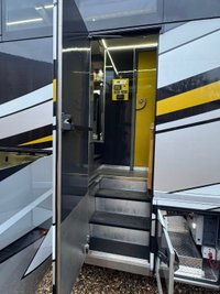 USED 2021 71 DAF CF LEHEL HORSE BOX 5 HORSE LUXURY LIVING 18 TON 1 Owner Px Welcome Finance Available