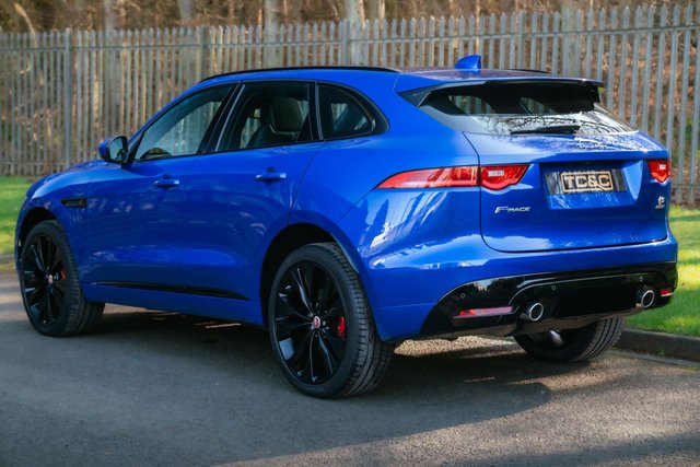 2017 Jaguar F-Pace 3L S 5dr - Photo 12