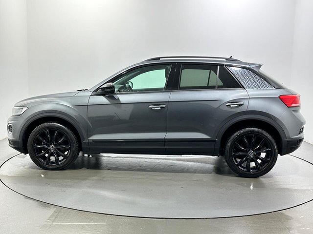 2021 Volkswagen T-Roc - Photo 5