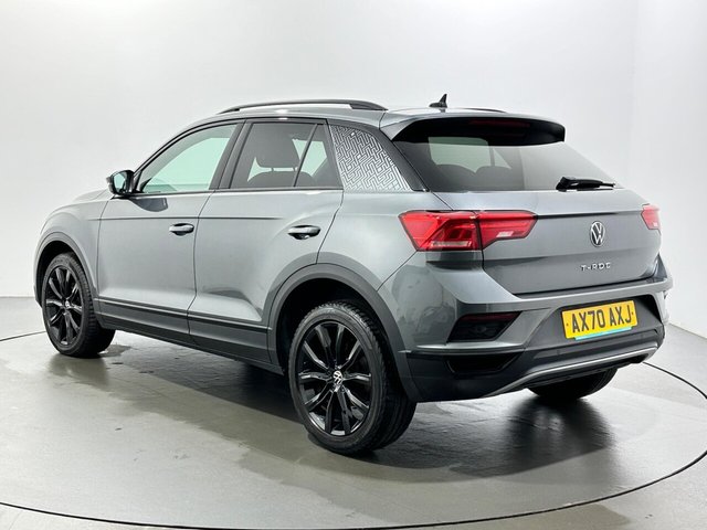 2021 Volkswagen T-Roc - Photo 6
