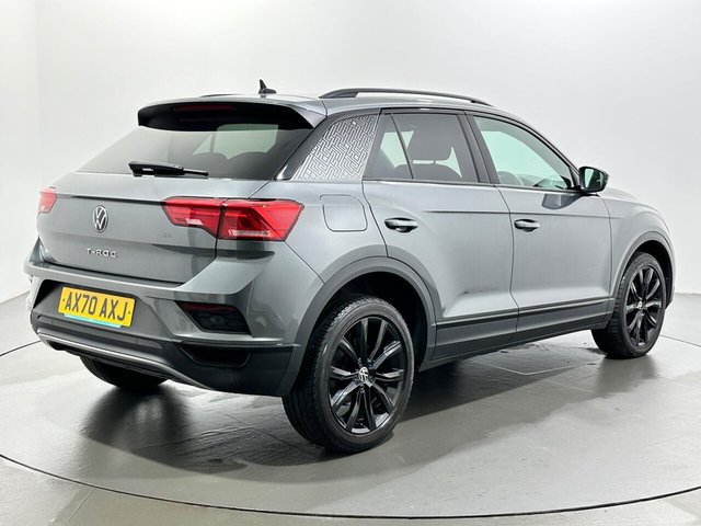 2021 Volkswagen T-Roc - Photo 8