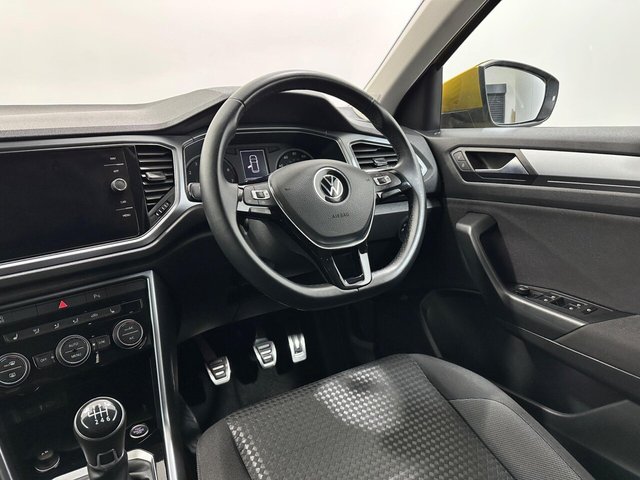 2021 Volkswagen T-Roc - Photo 11