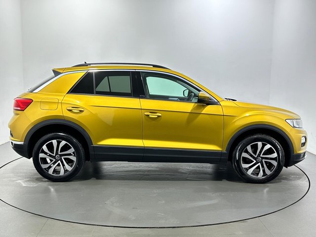 2021 Volkswagen T-Roc - Photo 9
