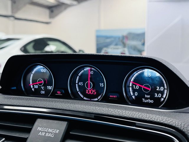 2014 VOLKSWAGEN SCIROCCO 2.0 TDI BlueMotion Tech R-Line Hatchback 3dr Diesel Manual Euro 6 (s/s) (150 ps) - Photo 3