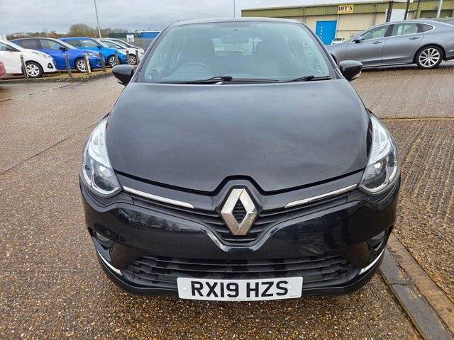 2025 RENAULT CLIO 1.5 dCi Play Hatchback 5dr Diesel Manual Euro 6 (s/s) (90 ps) - Photo 3