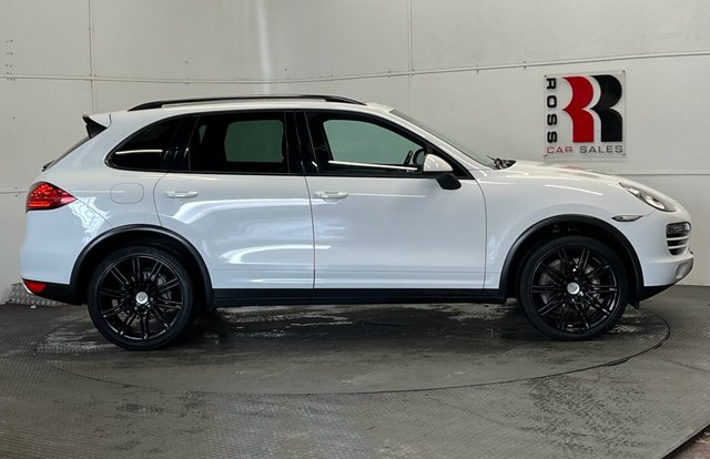 2012 Porsche Cayenne - Photo 2