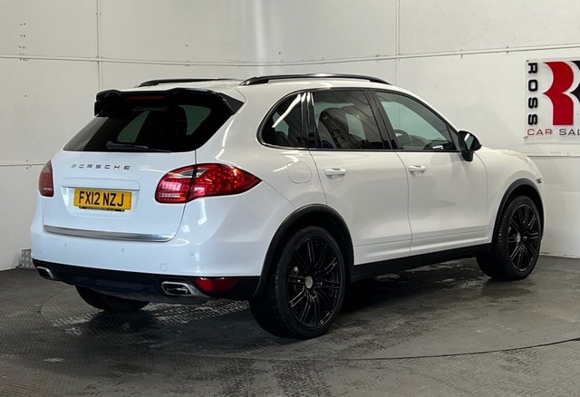 2012 Porsche Cayenne - Photo 3