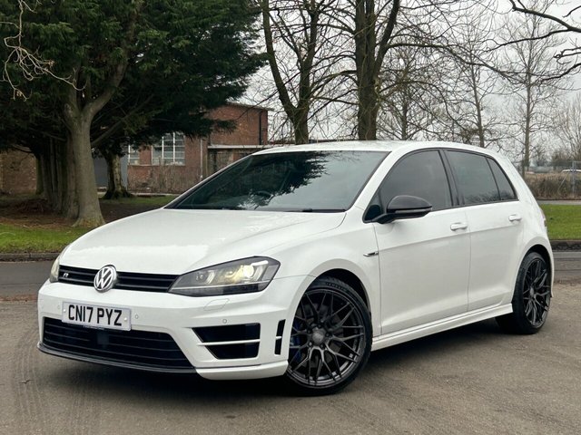 2017 Volkswagen Golf 2L R 5dr - Photo 2