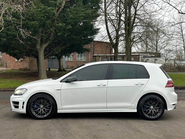 2017 Volkswagen Golf 2L R 5dr - Photo 6