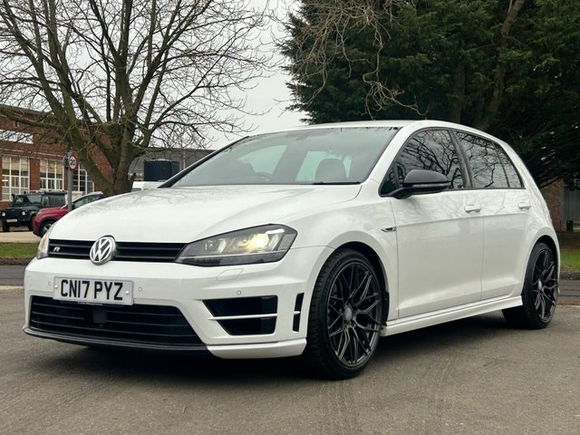 2017 Volkswagen Golf 2L R 5dr - Photo 7