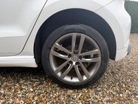 USED 2016 16 VOLKSWAGEN POLO 1.0 TSI BlueMotion Tech R-Line Hatchback 5dr Petrol Manual Euro 6 (s/s) (110 bhp) 