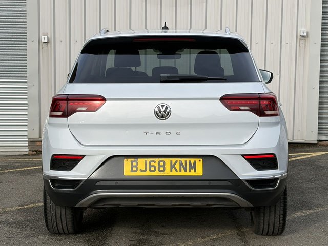 2018 VOLKSWAGEN T-ROC - Photo 4