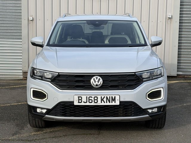 2018 VOLKSWAGEN T-ROC - Photo 8
