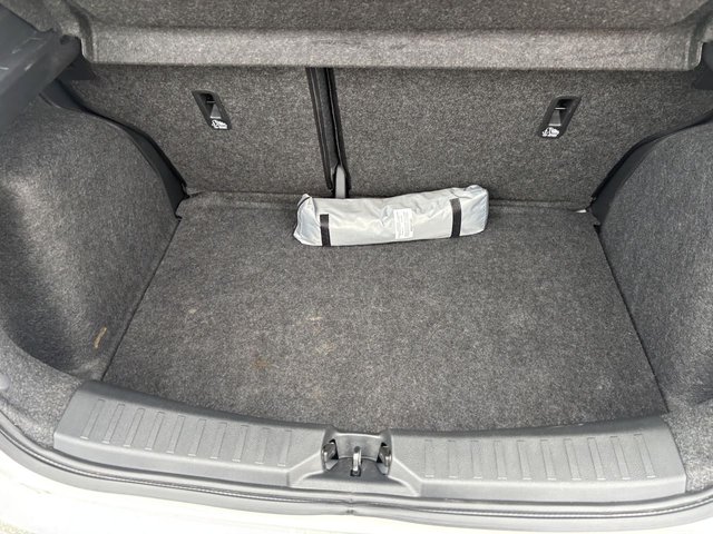 2021 NISSAN MICRA - Photo 9