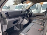 USED 2021 71 PEUGEOT EXPERT 1.5 BLUE HDI PROFESSIONAL MWB 100BHP. LOW 48K MLS. AIRCON. FINANCE. 1 OWNER. PX LOW 48K MILES. PROFESSIONAL. AC. SENSORS. FINANCE.PX