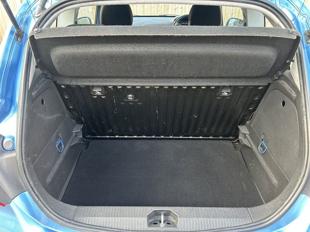 2018 VAUXHALL CORSA - Photo 9