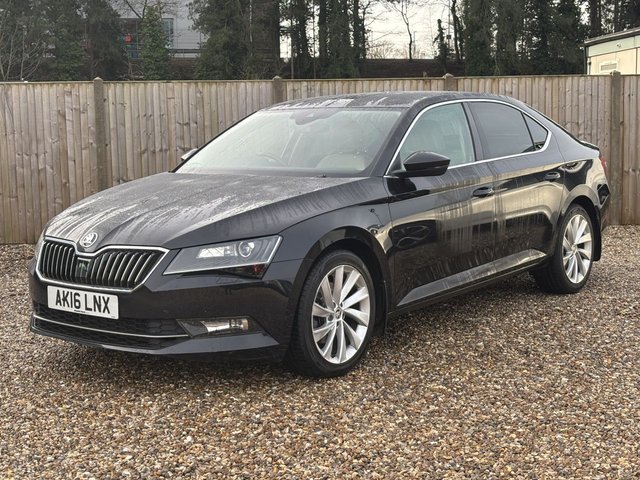 2016 SKODA SUPERB