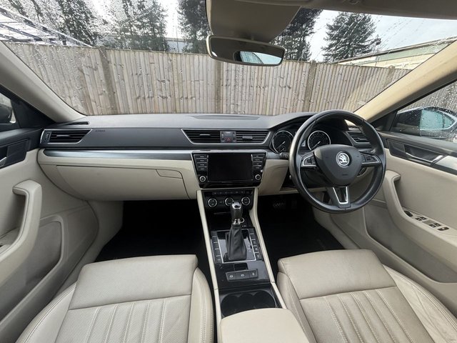 2016 SKODA SUPERB - Photo 11