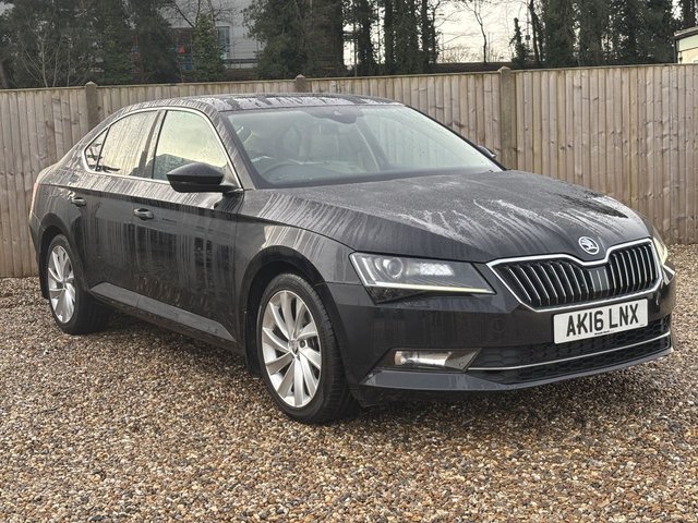 2016 SKODA SUPERB - Photo 7