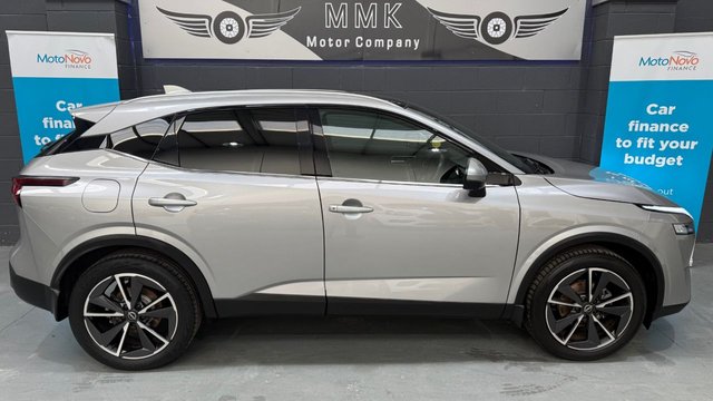 View our NISSAN QASHQAI