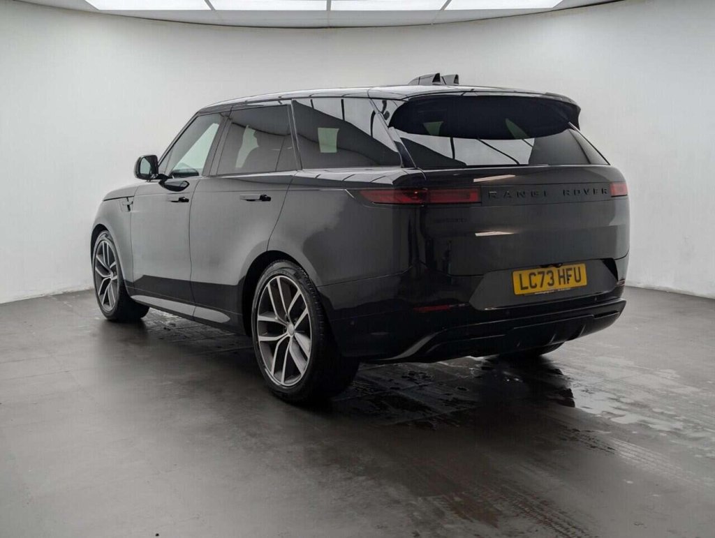 Used 2023 73 LAND ROVER RANGE ROVER SPORT 3.0 D300 MHEV Dynamic SE SUV 5dr Diesel Auto 4WD Euro 6 (s/s) (300 ps) CLICK & COLLECT/HOME DELIVERY