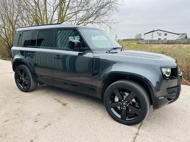 View our LAND ROVER DEFENDER 110