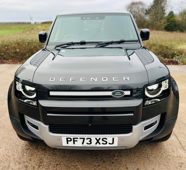 View our LAND ROVER DEFENDER 110