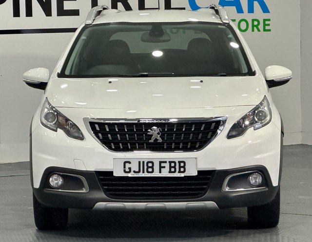 2018 PEUGEOT 2008 - Photo 2