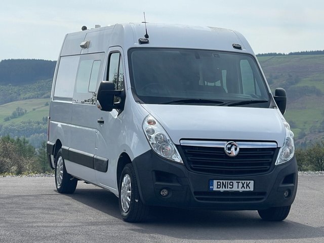 View our Vauxhall Movano 2.3 CDTi 3500 Panel Van 5dr Diesel Manual FWD L2 H2 Euro 6 (130 ps)