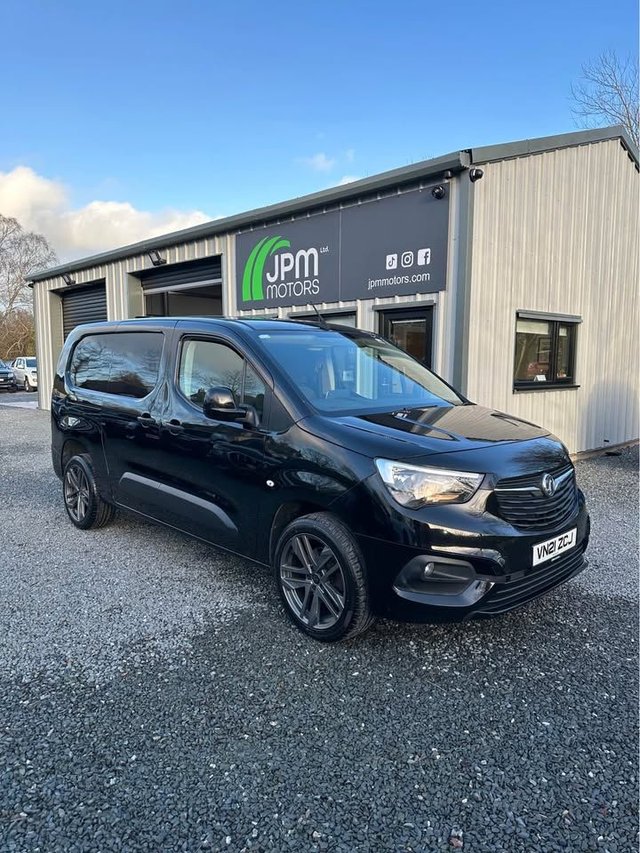 View our VAUXHALL COMBO