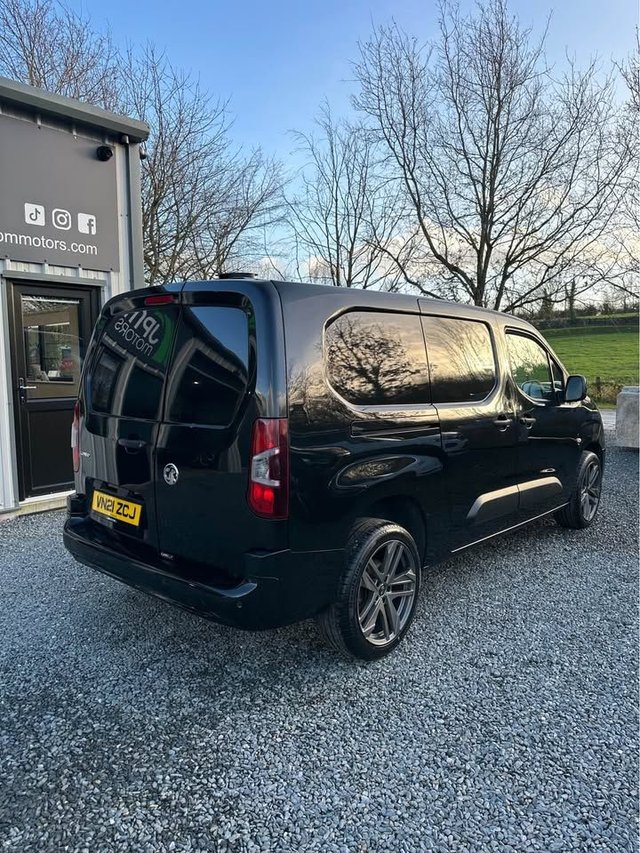 View our VAUXHALL COMBO