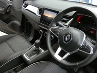 USED 2023 73 RENAULT CAPTUR 1.6 E-TECH 9.8kWh techno SUV 5dr Petrol Plug-in Hybrid Auto Euro 6 (s/s) (160 ps) SAT NAV PART LEATHER CRUISE CONTROL PARKING SENSORS 1 OWNER SERVICE HISTORY WARRANTY