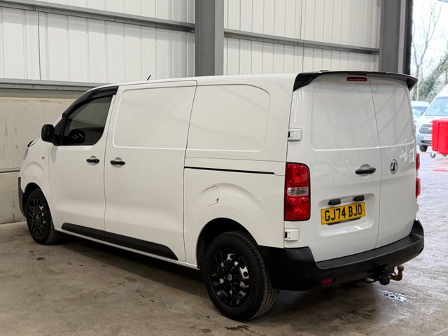 2024 VAUXHALL VIVARO - Photo 11