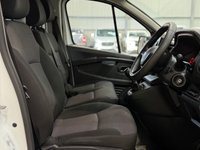 USED 2022 72 RENAULT TRAFIC 2.0 DCI BLUE 150PS SL30 BUSINESS L1 H1 - NO VAT  