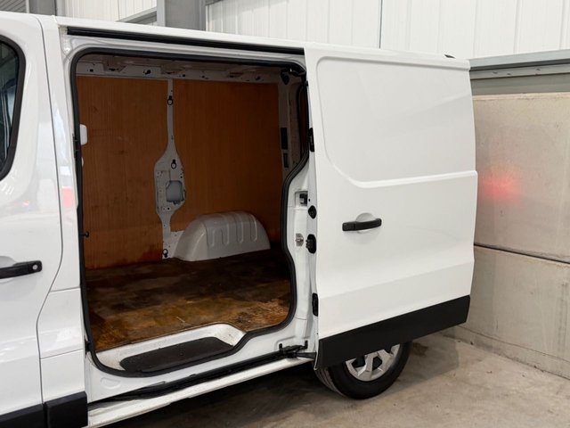 2022 RENAULT TRAFIC - Photo 8